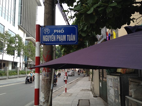 cua hang tuc pham bo duong nutri vn tren pho nguyen pham tuan