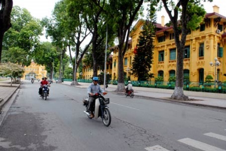 len pho hoang van thu mua thuc pham boi bo suc khoe tai cua hang nutri vn